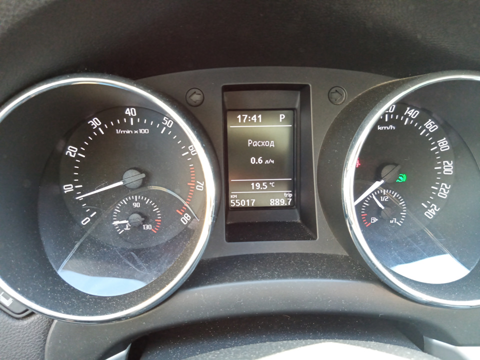 Photo from the logbook Skoda Yeti. Found on photo: S5017