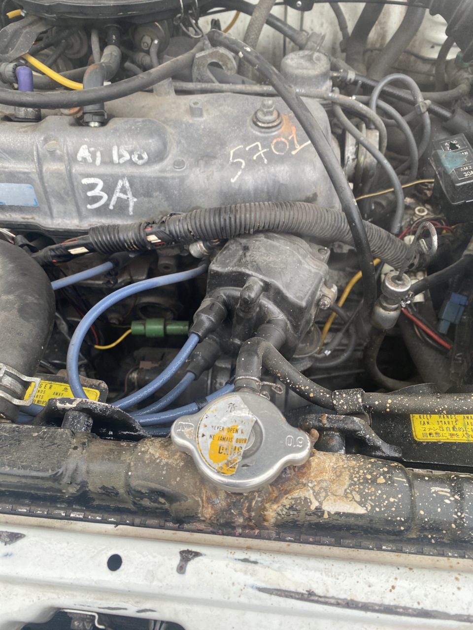 Общая картина — Toyota Carina (4G)