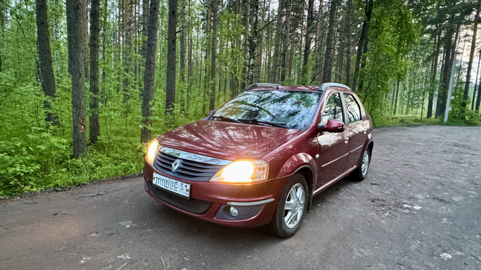 Renault Logan "Rouge LogRen"