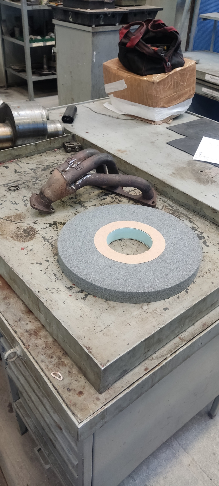 Выравнивание плоскости выпускного коллектора — Lada 21043, 1,8 л, 2000 ...