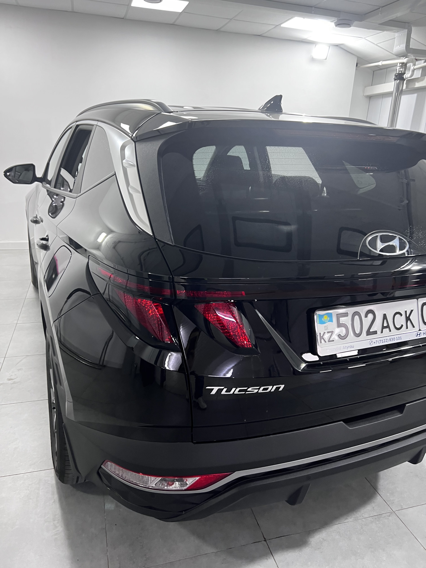 Тонировка задней полусферы и установка ветровиков — Hyundai Tucson (4G ...