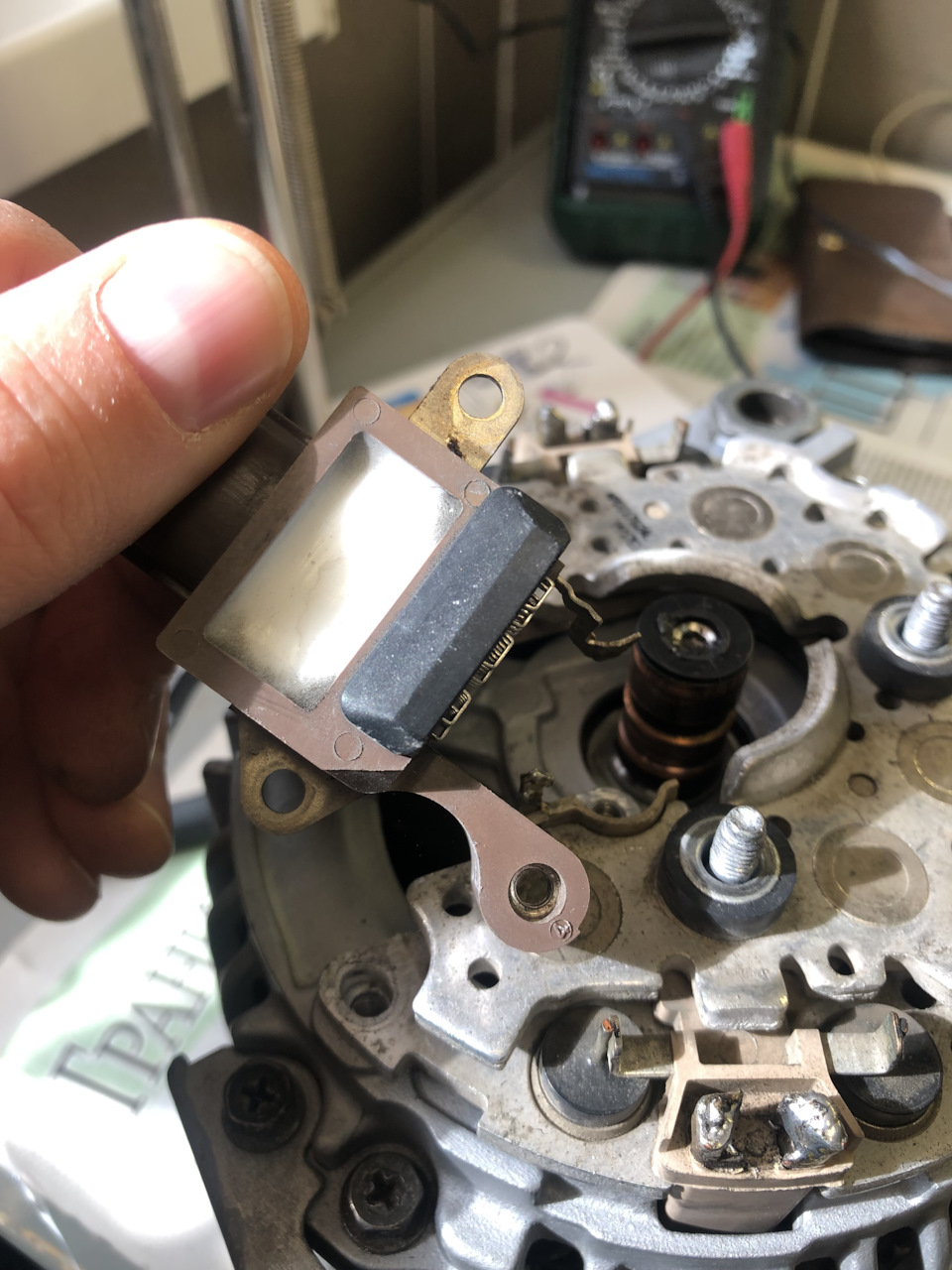 Не заряжает генератор. — Toyota RAV4 (III), 2 л, 2006 года ...