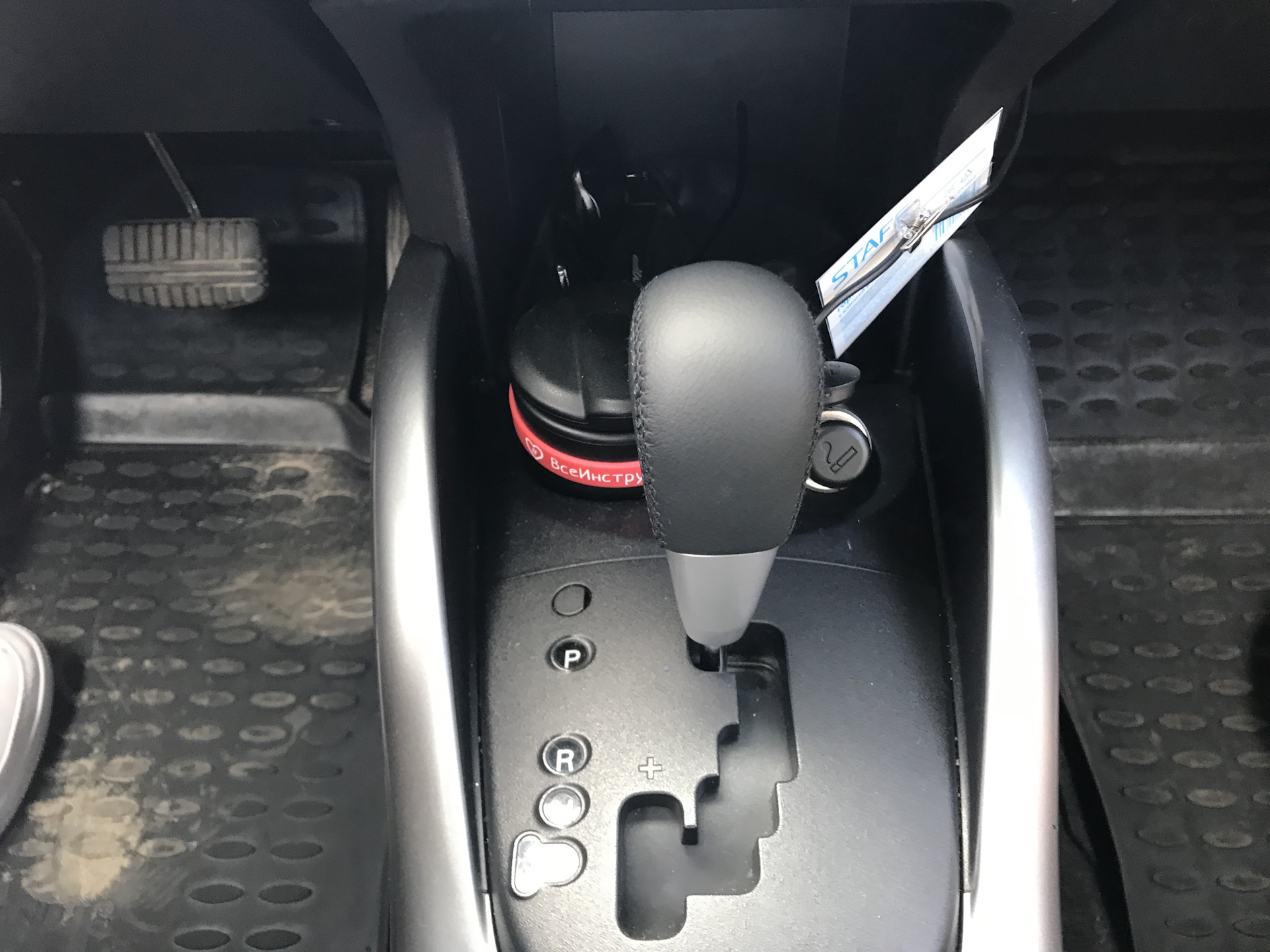 Как снять ручку кпп mitsubishi outlander Перешив ручки кпп - Mitsubishi Outlander XL, 2,4 л, 2011 года другое DRIVE2