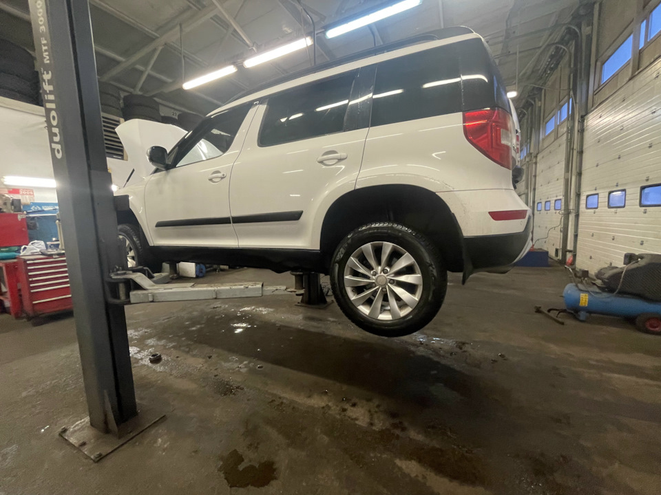 ТО 23-2 + Переобувка на зиму + зарядка аккумулятора. — Skoda Yeti, 1,4 ...