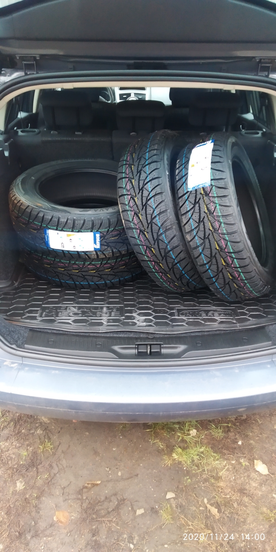 Замена резины Рено Меган 2 — Renault Megane II, 1,6 л, 2007 года | шины ...