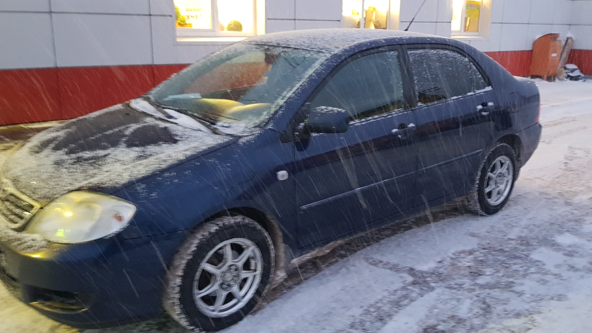 Toyota Corolla (120) 1.6 бензиновый 2006 | Моя Синяя на DRIVE2