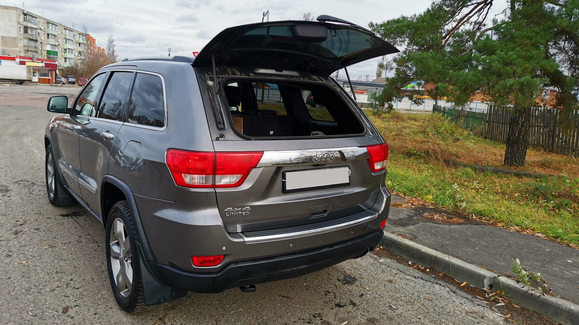 04. Сравнение Jeep WK2 с "Крузаком" и Мондео — Jeep Grand Cherokee (WK2 ...