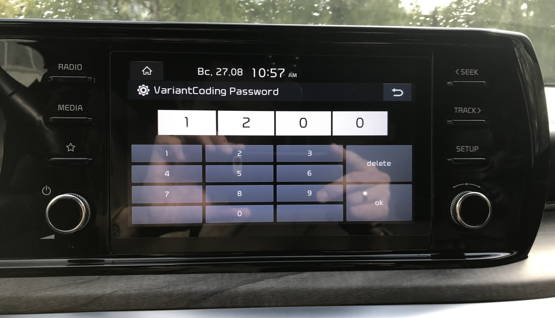 Активация беспроводного штатного CarPlay — KIA K5 (3G), 2 л, 2021 года