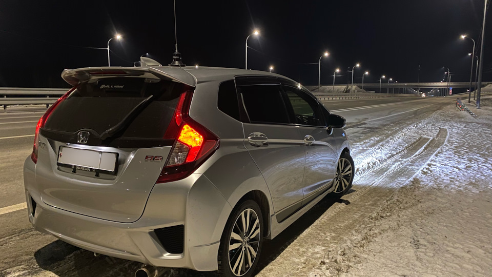 Honda Fit Gk5 Rs Dikaya Poltoraha Drive2