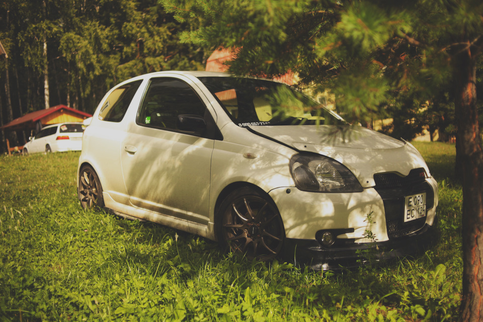 Toyota Vitz RS Turbo