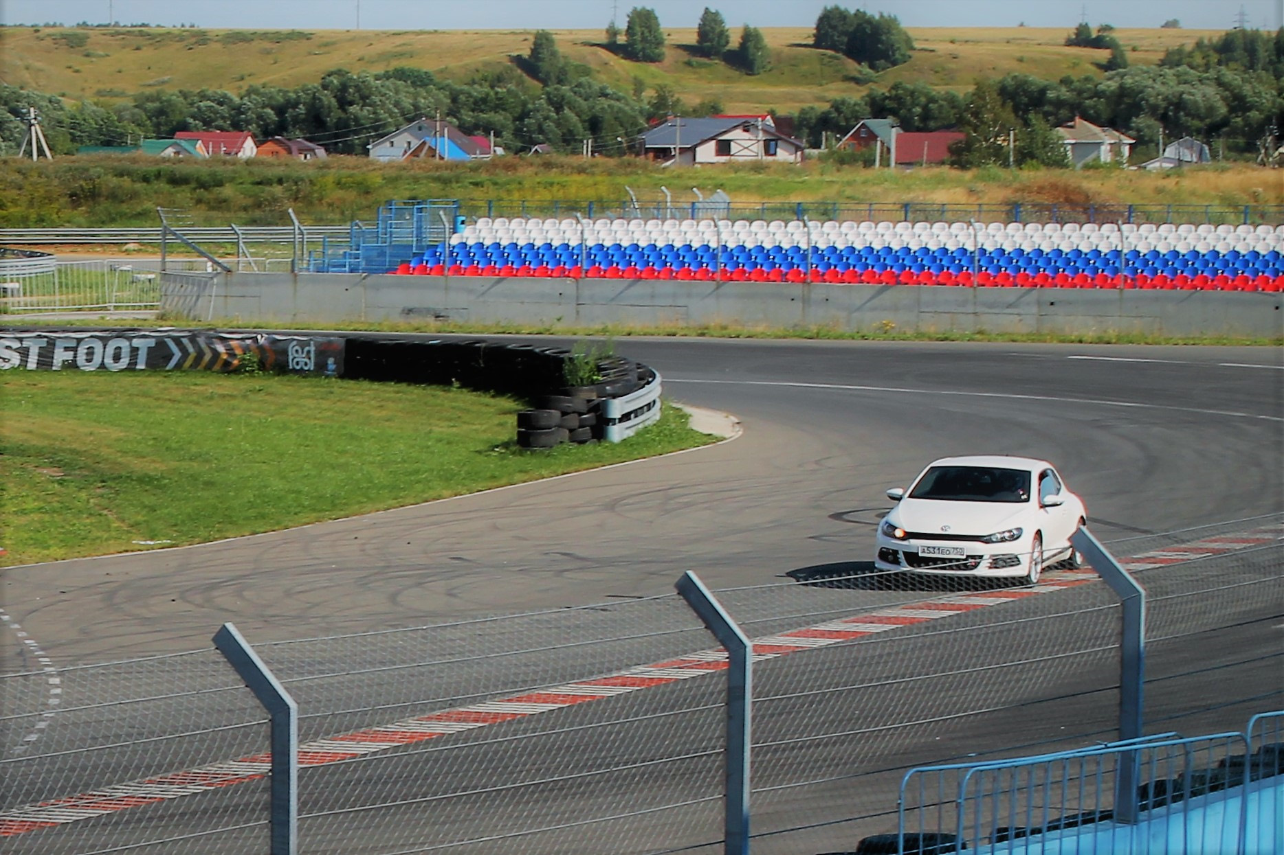 Автодром ADM Raceway