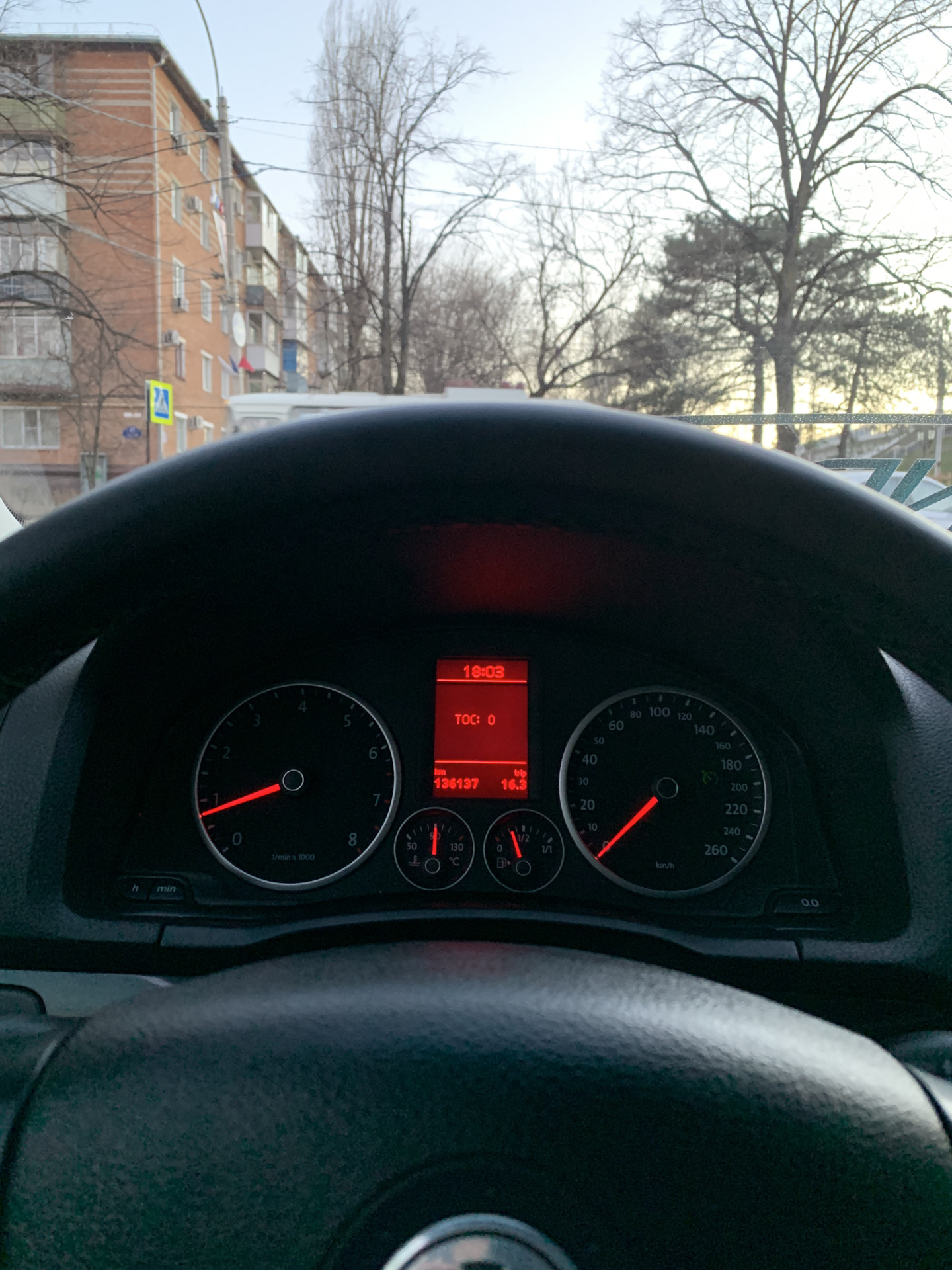 Подсветка стрелок при включении зажигания и калибровка спидометра ...