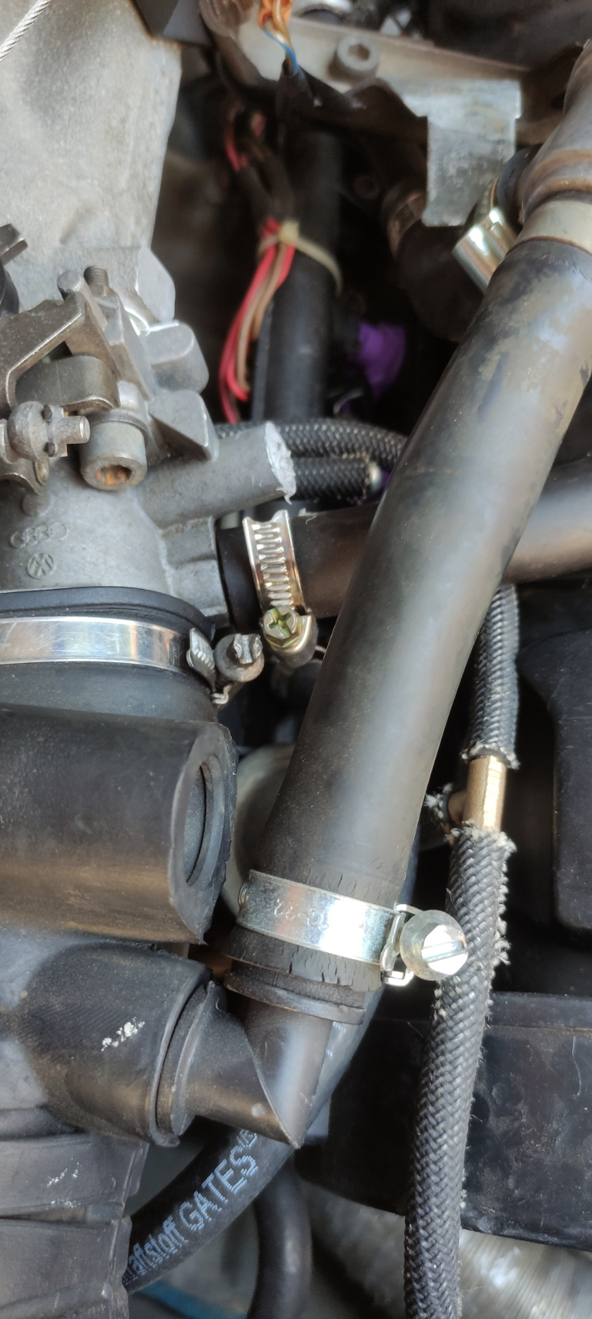 Подключение вакуумных трубок без адсорбера — Volkswagen Passat B3, 1,8 ...