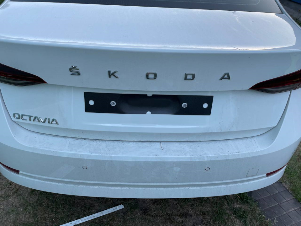 Наклейка под рамку номерного знака VAG KEA075004 — Skoda Octavia A8 Mk4 ...