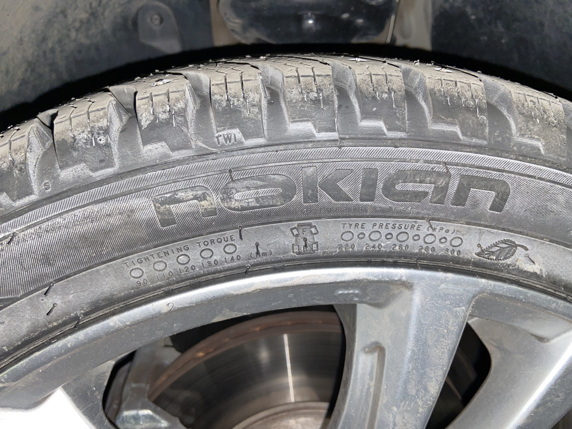 Сезонный шиномонтаж, прикатка шин — Skoda Octavia A8 Mk4, 1,4 л, 2020 ...