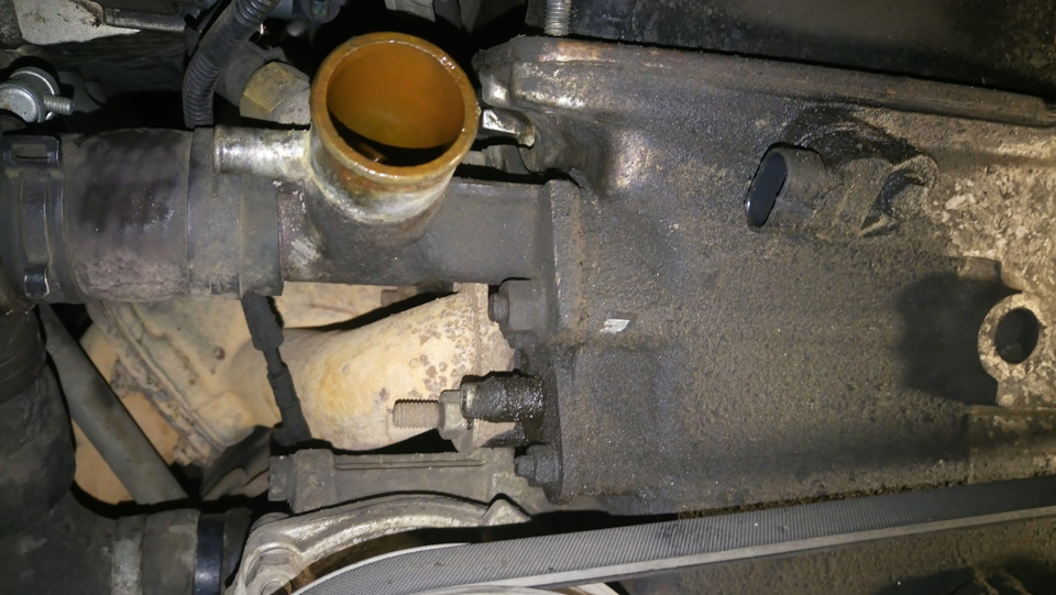 Патрубок — Chevrolet Niva (1G)