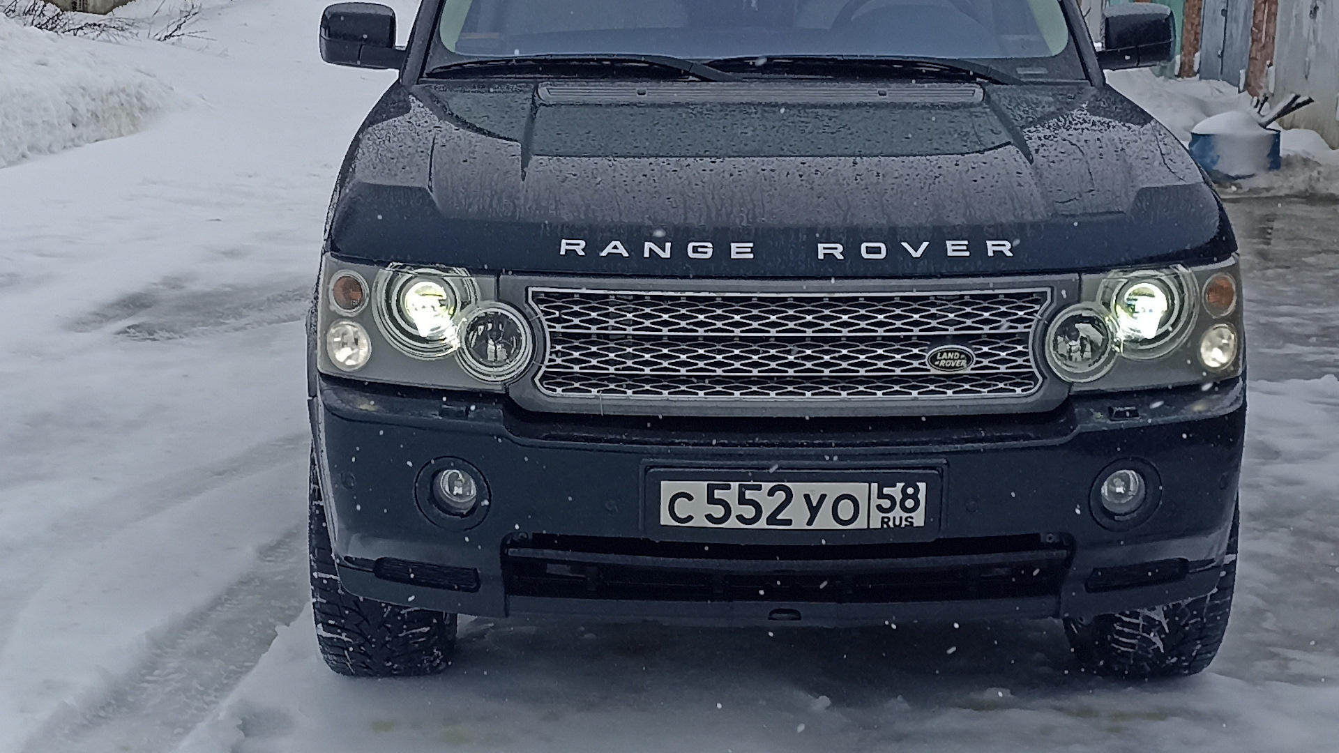 Land Rover Range Rover (3G) 4.2 бензиновый 2006 | 4.2 суперчардж 