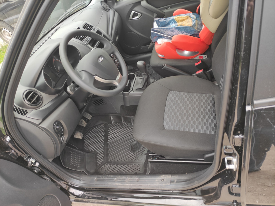 Коврики в салон — Lada Гранта Лифтбек (2G), 1,6 л, 2023 года ...