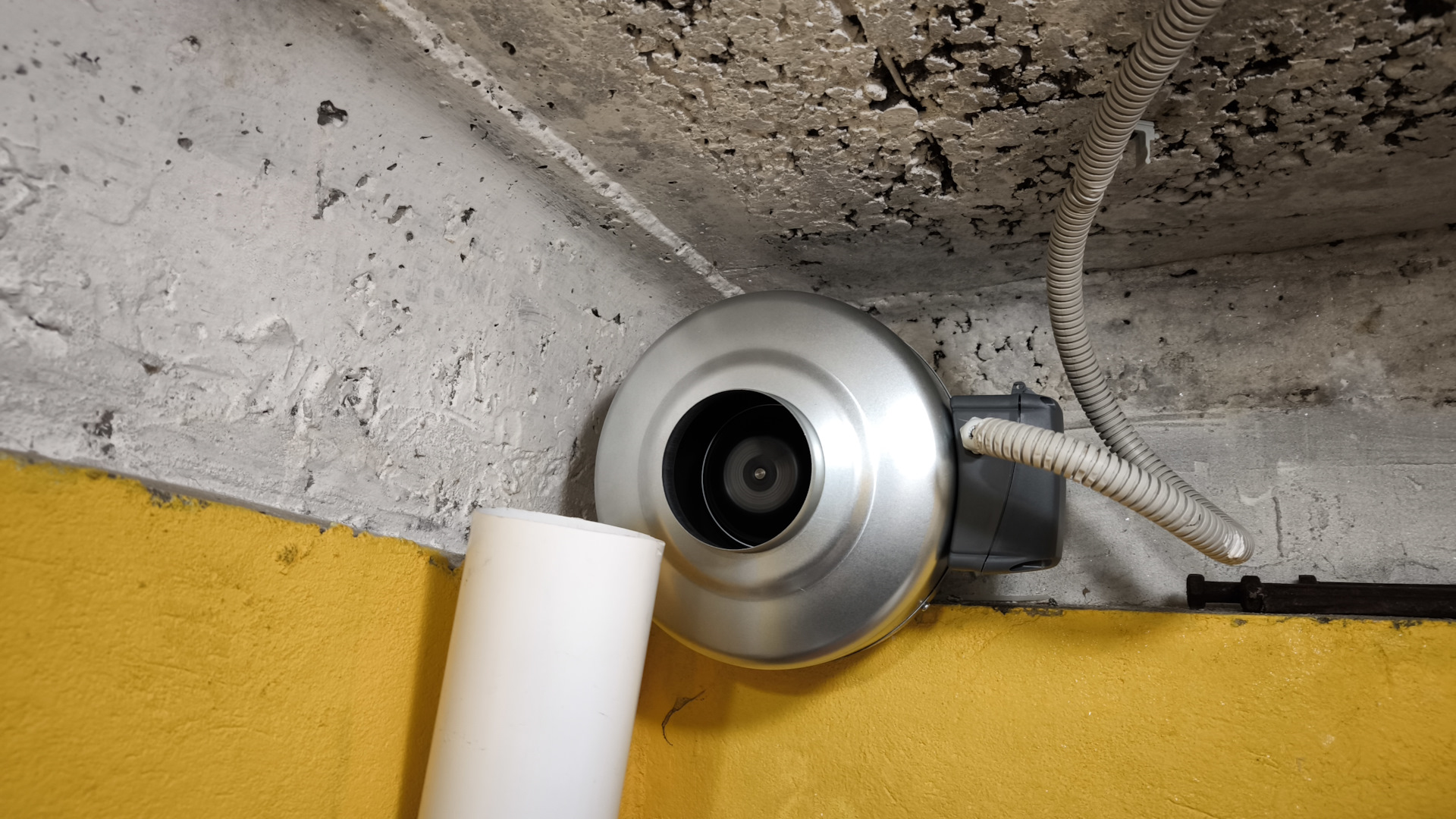 Приточный канальный вентилятор