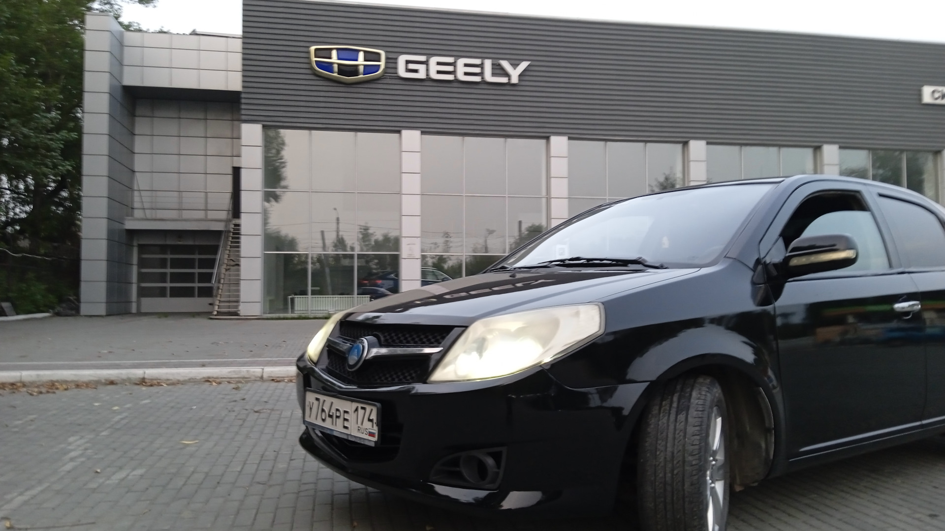 Geely MK маски в черный