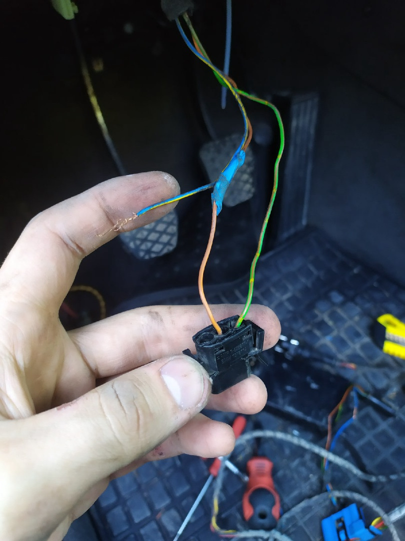 Фото в бортжурнале BMW 5 series (E34)