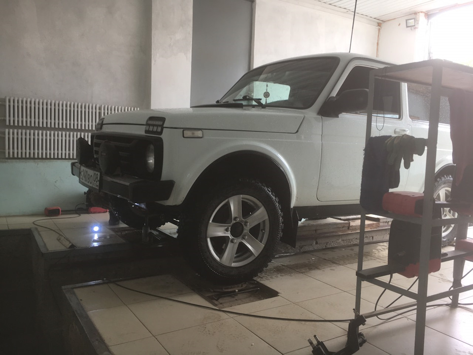 Проверка сход развала, замена пыльника на кардане. — Lada 4x4 3D, 1,7 л ...