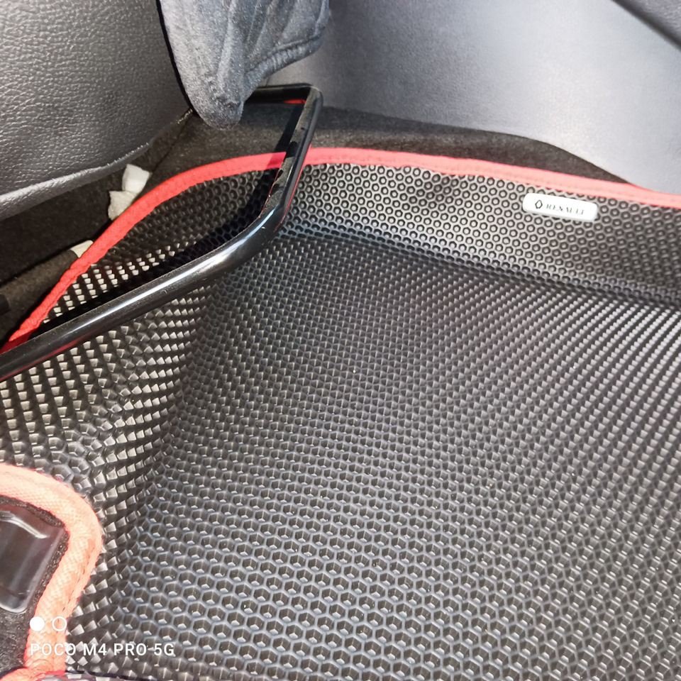 Фото в бортжурнале Renault Sandero 2G