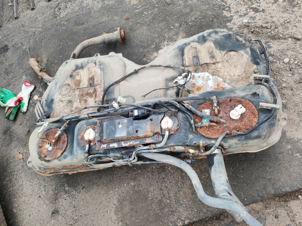 Ремонт 8 921 426 37 02 бензобаков всех видов в Московском и ...