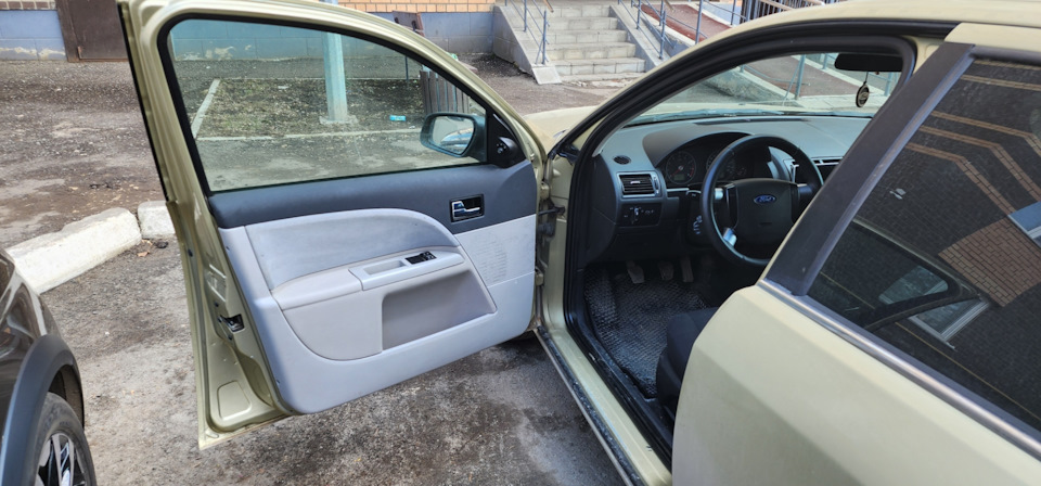 Фото в бортжурнале Ford Mondeo III