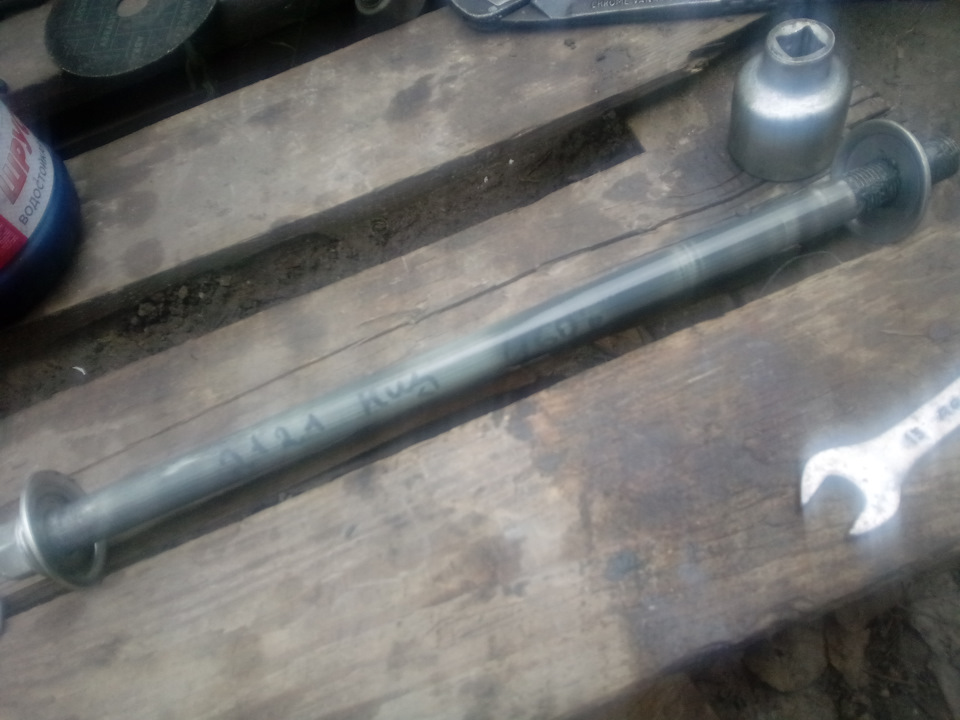 Ось в пластилине, куда ж без него — Lada 2120 Надежда