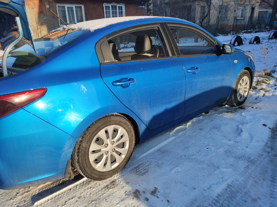 Смена колес (почти сток) — KIA Rio (4G), 1,6 л, 2017 года | колёсные ...