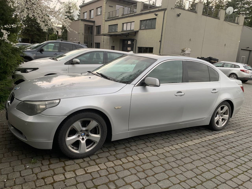 было — BMW 5 series (E60)