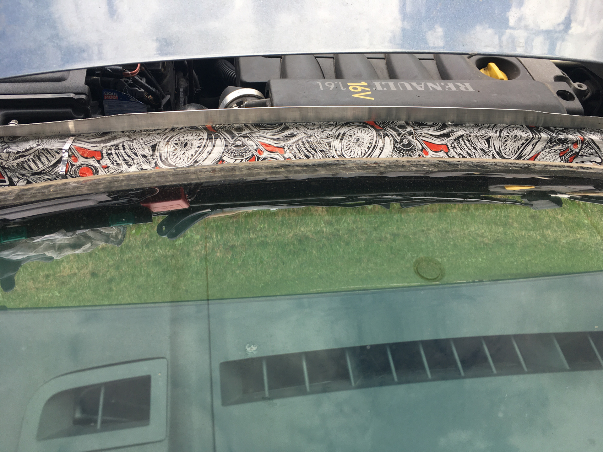 жабо рено меган 2. вольво s40 жабо заглушка дворников. ремонт жабо на рено меган 2. ремонт жабо. уплотнитель жабо ситроен с4.