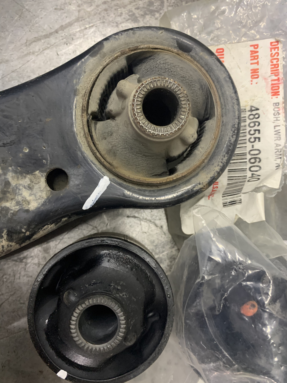 4865506040 Сайлентблок TOYOTA LEXUS | Запчасти на DRIVE2