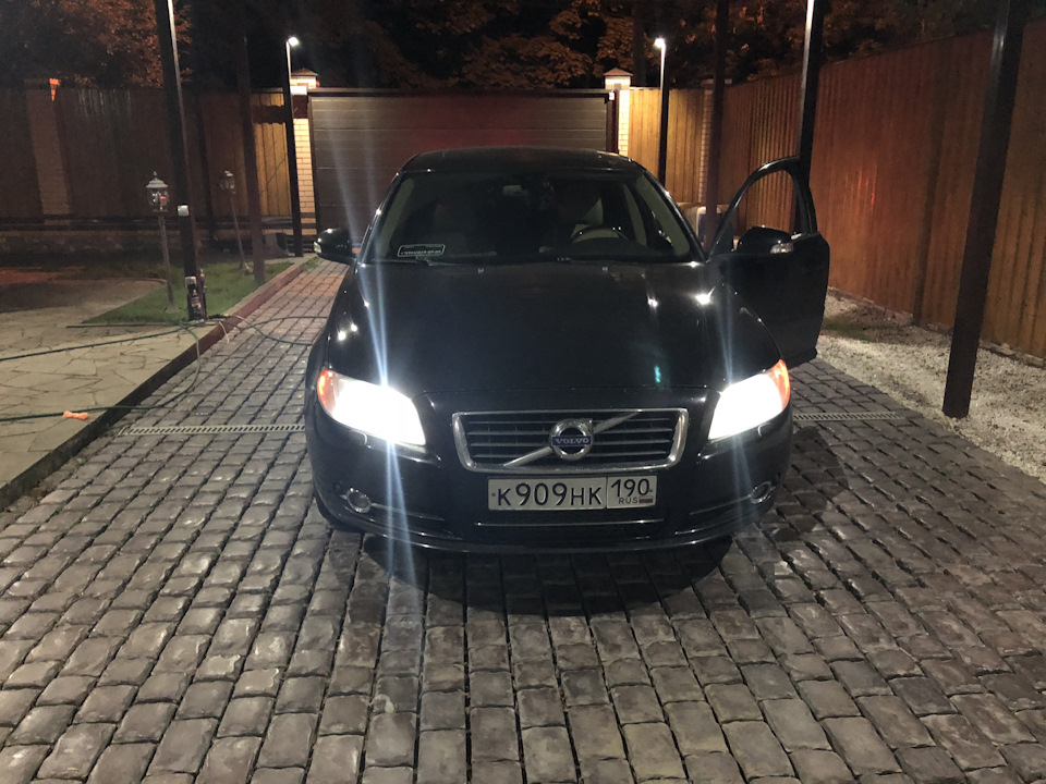 Фото в бортжурнале Volvo S80 II