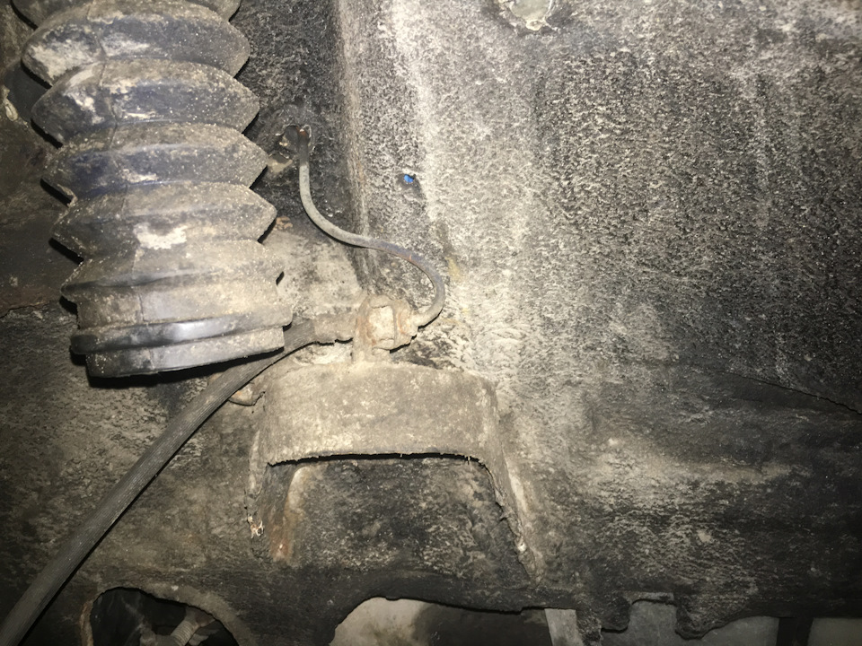 Ремонт чашки — Mercedes-Benz 190 (W201), 2 л, 1986 года | кузовной ...