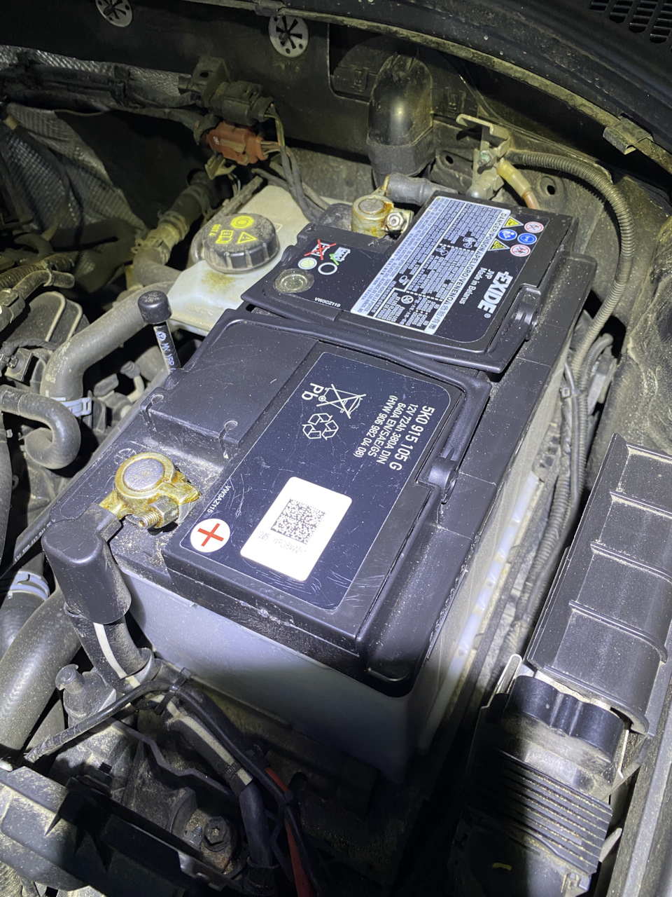 Фото в бортжурнале Skoda Octavia A7 Mk3. Запчасти на фото: 5K0915105G