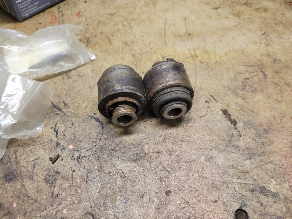 Сайлентблок задний плавающий. — Subaru Outback (BR), 2,5 л, 2012 года ...