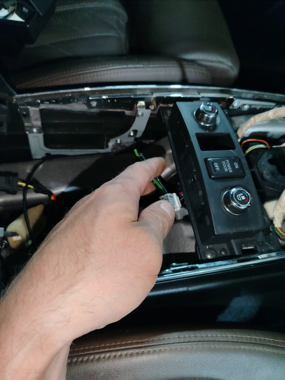 Фото в бортжурнале Infiniti QX70