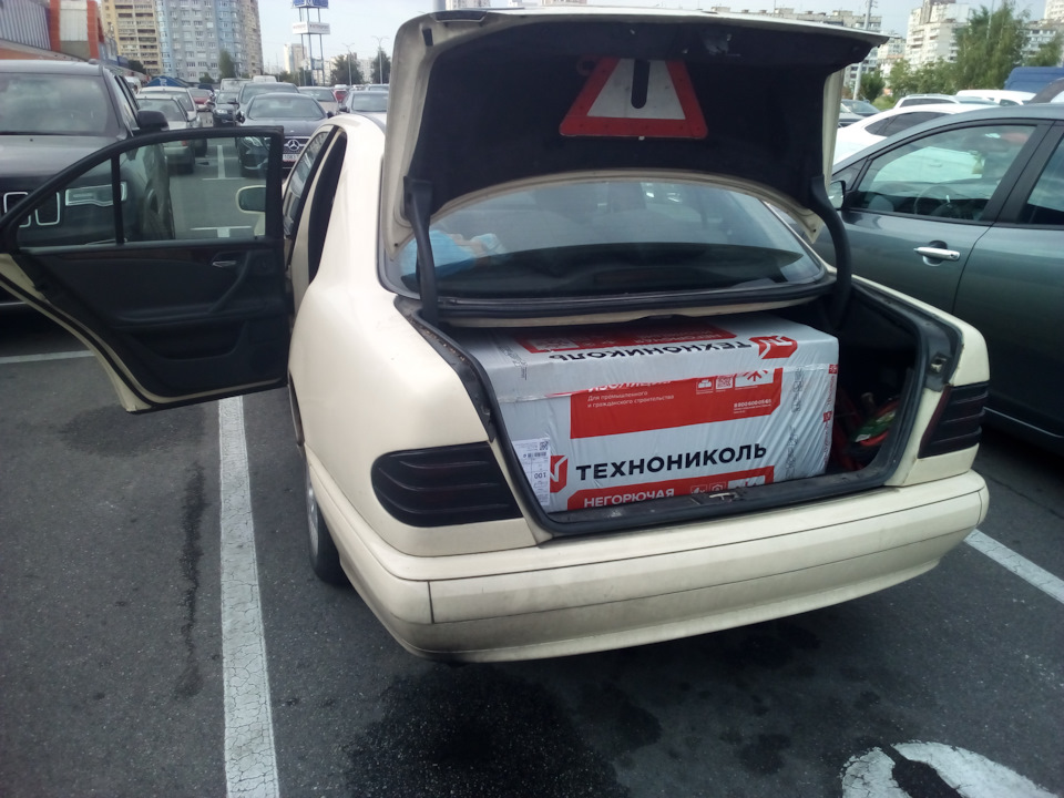 Фото в бортжурнале Mercedes-Benz E-Class (W210)