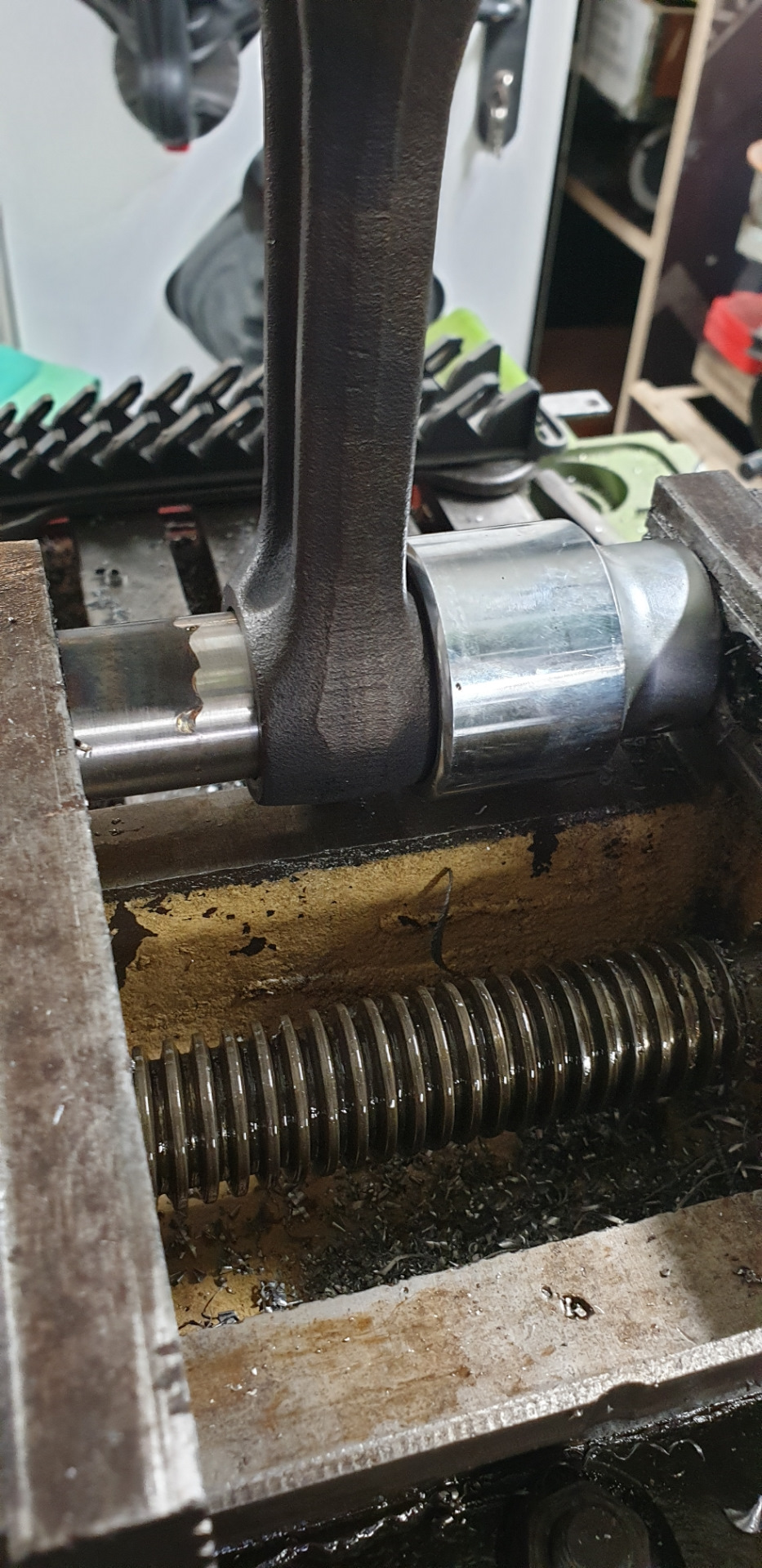 Сборка ДВС, часть 2, замена втулок шатунов. — Mitsubishi Pajero (1G), 2 ...