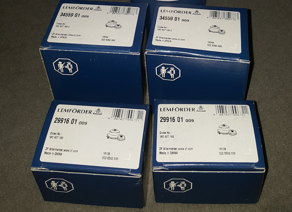 Photo from the logbook Volkswagen Caddy (3G). Found on photo: 3455901, 2991601, 1K0407182, 0026592, 636, 18017