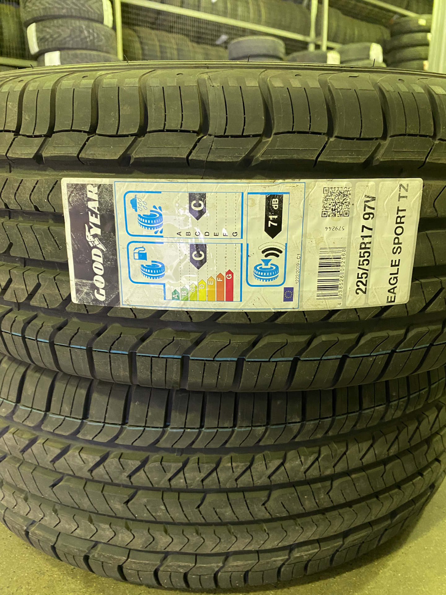 Goodyear eagle sport. Goodyear Eagle Sport TZ. Goodyear Eagle Sport TZ 225/60 r16. Goodyear Eagle Sport TZ 96w. R18 245/45 Goodyear Eagle Sport TZ FP 96w.