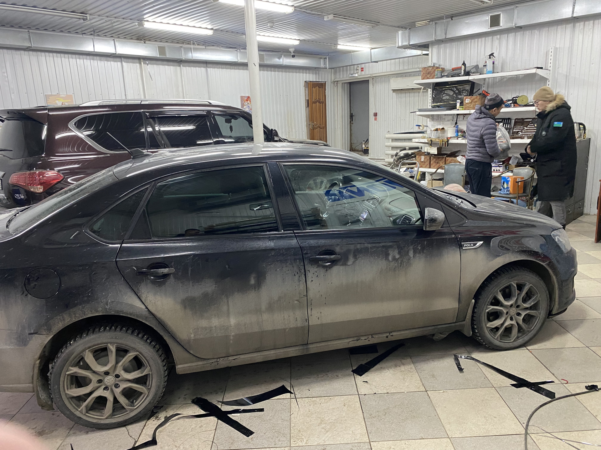 Тонировка в круг — Volkswagen Polo Sedan, 1,6 л, 2019 года | стайлинг ...