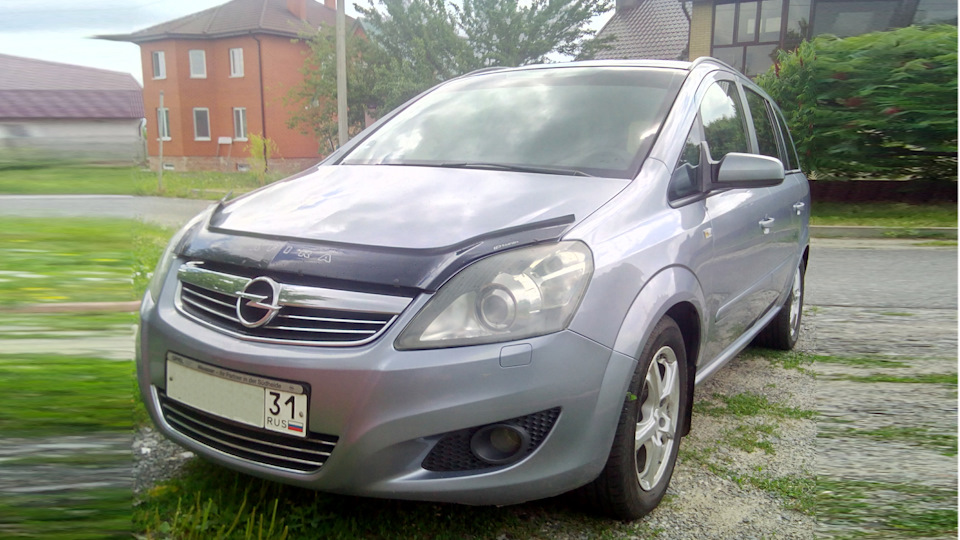 opel zafira 2008