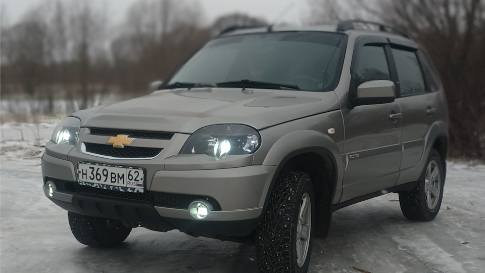 Chevrolet Niva 2016 грязь