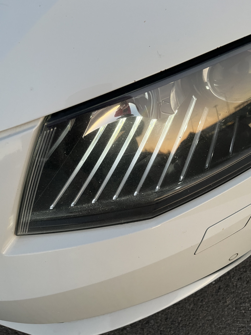 LED в передние габаритные огни — Skoda Octavia A7 Mk3, 2 л, 2017 года ...
