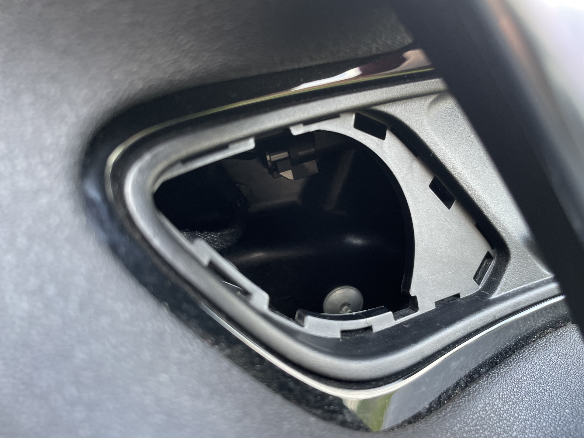 Доработка акустики, что нового — Land Rover Discovery Sport (2G), 2 л ...