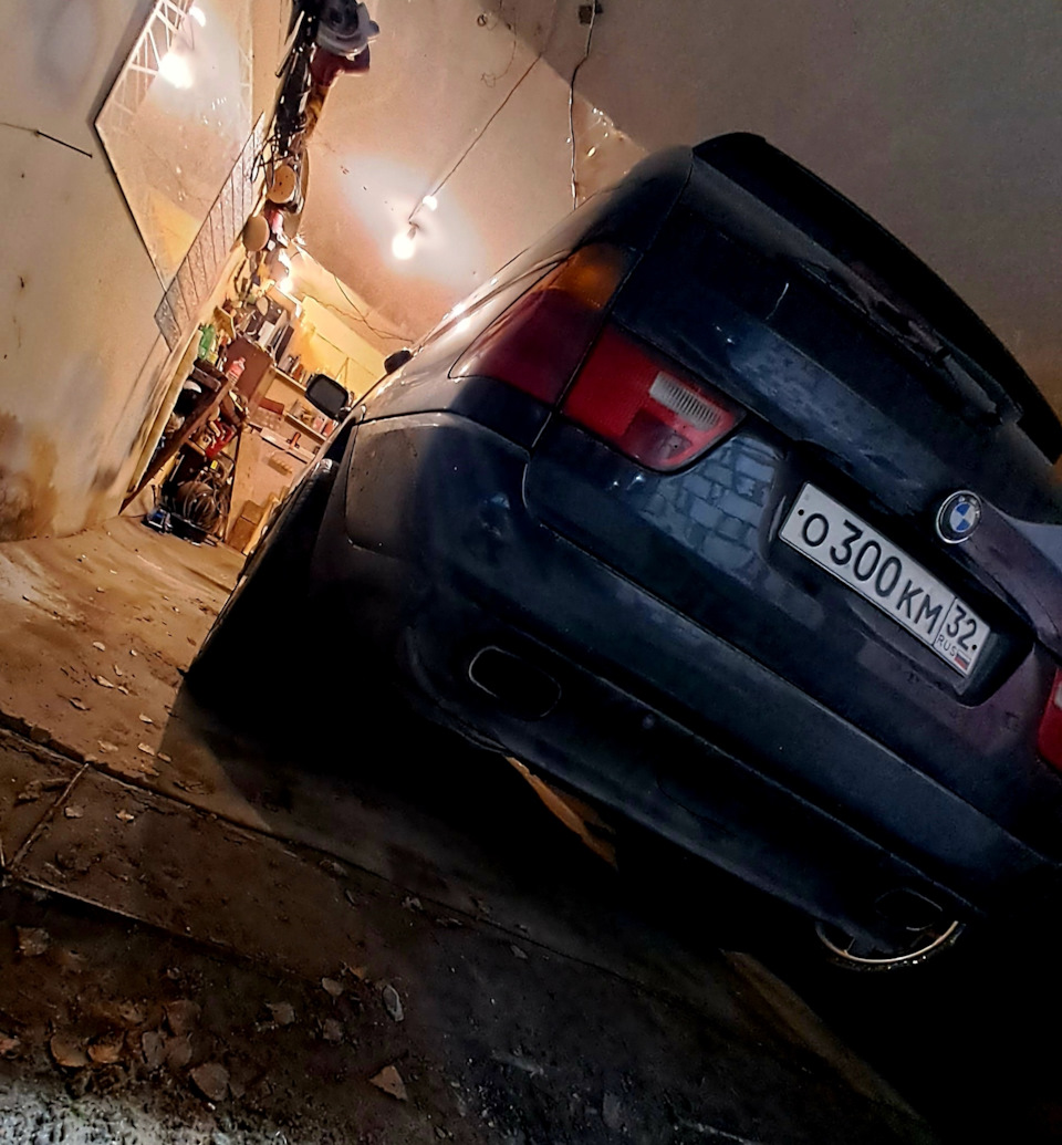Photo from the logbook BMW X5 (E53)