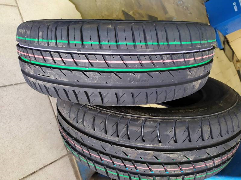 Viatti Strada Asimmetrico 185/65 R14 — Lada Приора хэтчбек, 1,6 л, 2008 ...